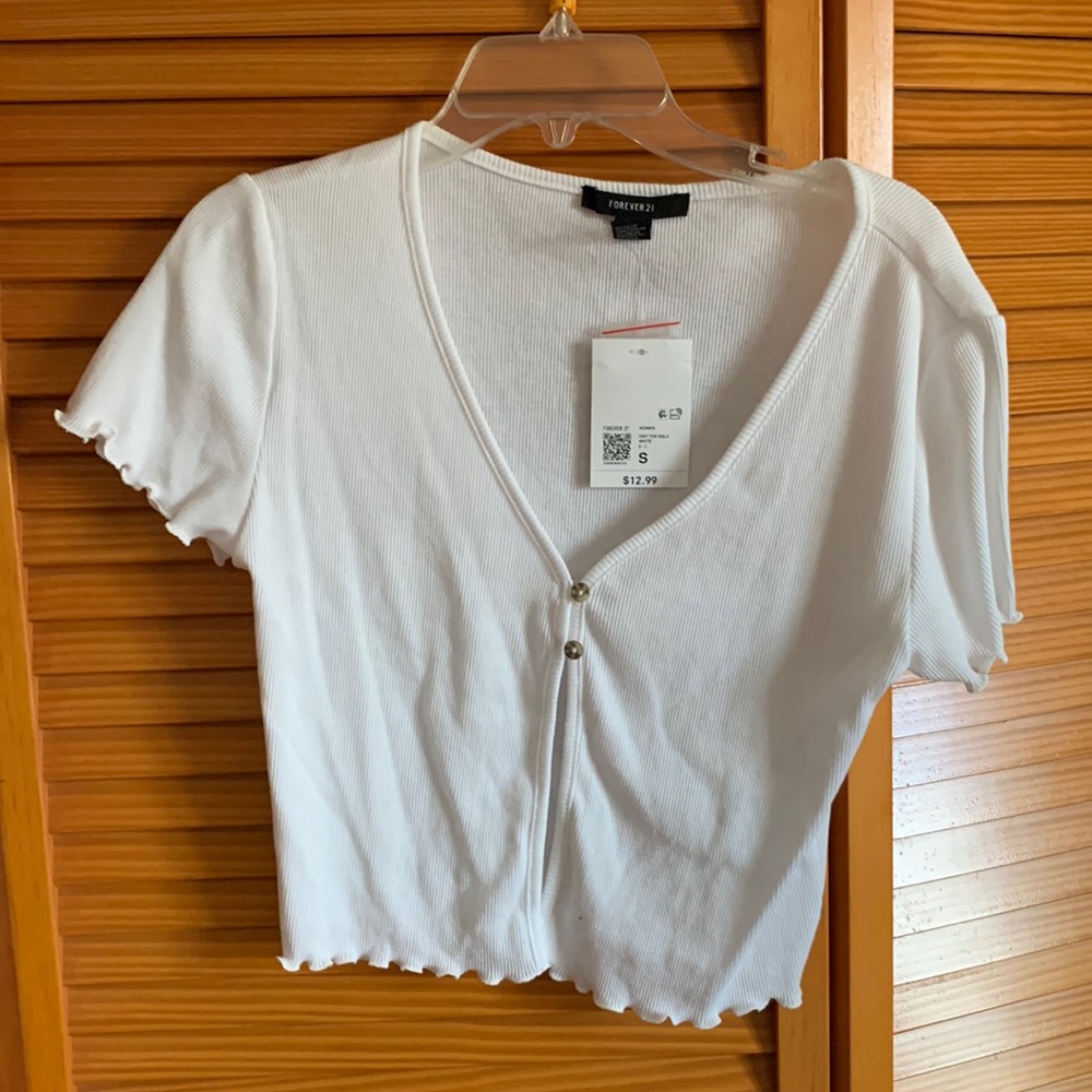 White cropped tshirt with ruffles size small